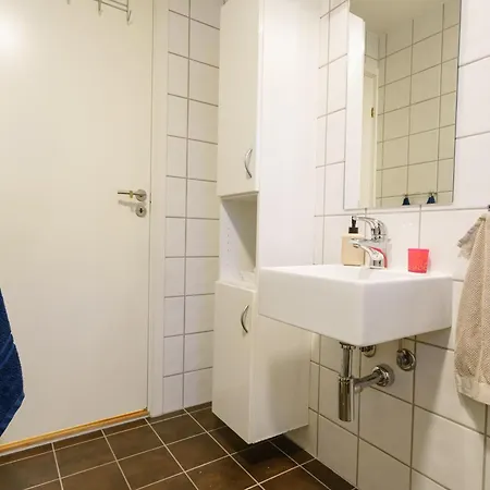 Cozy Apartment With Amazing View, Close To City Centre Tromso Exterior photo