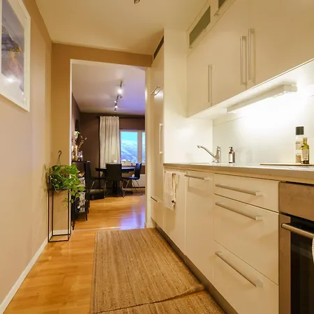 Cozy Apartment With Amazing View, Close To City Centre Tromso Exterior photo