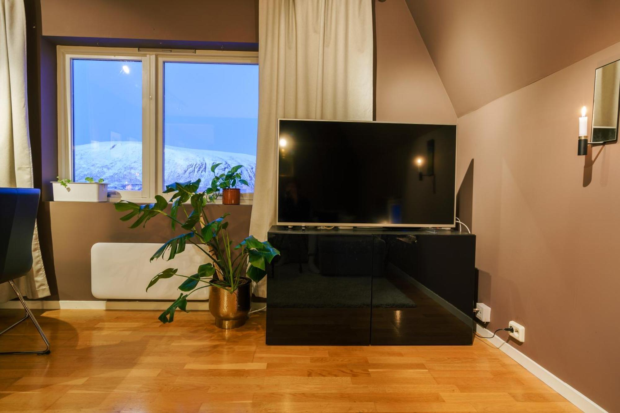 Appartamento Cozy With Amazing View, Close To Centre